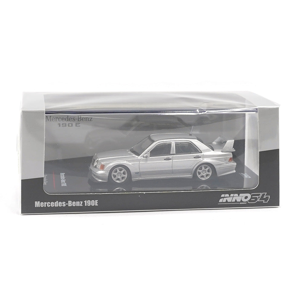 Inno64 - INNO 1:64  Mercedes Benz 190E Silver