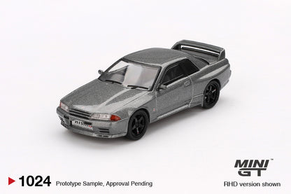 Mini GT 1024 -  Nissan - Nissan Skyline GT-R Dark Metal Gray (NISMO BNR34 CRS)  - Scale 1:64