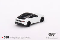 MINI GT - Nissan Fairlady Z Version ST 2023 Everest White - 598 scale 1:64