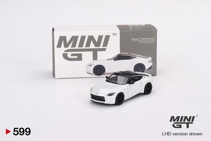 MINI GT - Nissan Z Performance 2023 Everest White - #599 scale 1:64