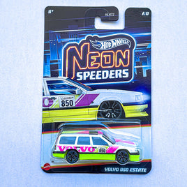 Neon Speeders - Volvo 850 Estate (1/8)