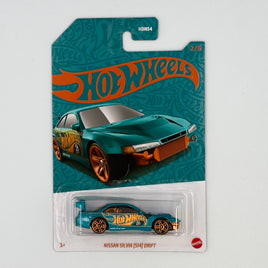 Hot Wheels - Pearl and Chrome - Nissan Silvia S14 Drift scale 1:64