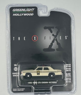 Greenlight Hollywood - 1983 Ford LTD Crown Victoria from Xfiles