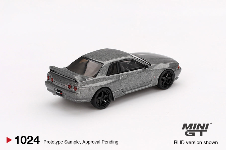 Mini GT 1024 -  Nissan - Nissan Skyline GT-R Dark Metal Gray (NISMO BNR34 CRS)  - Scale 1:64