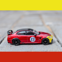 Tarmac Works Global 64 - Alfa Romeo Giulia GTAm Red/Yellow - 1/64 scale