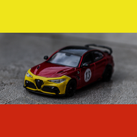 Tarmac Works Global 64 - Alfa Romeo Giulia GTAm Red/Yellow - 1/64 scale