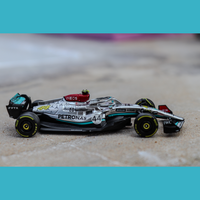 Tarmac Works Global 64 - Mercedes AMG F1 W13 E Performance - Belgian Grand Prix 2022 Lewis Hamilton - 1/64 scale